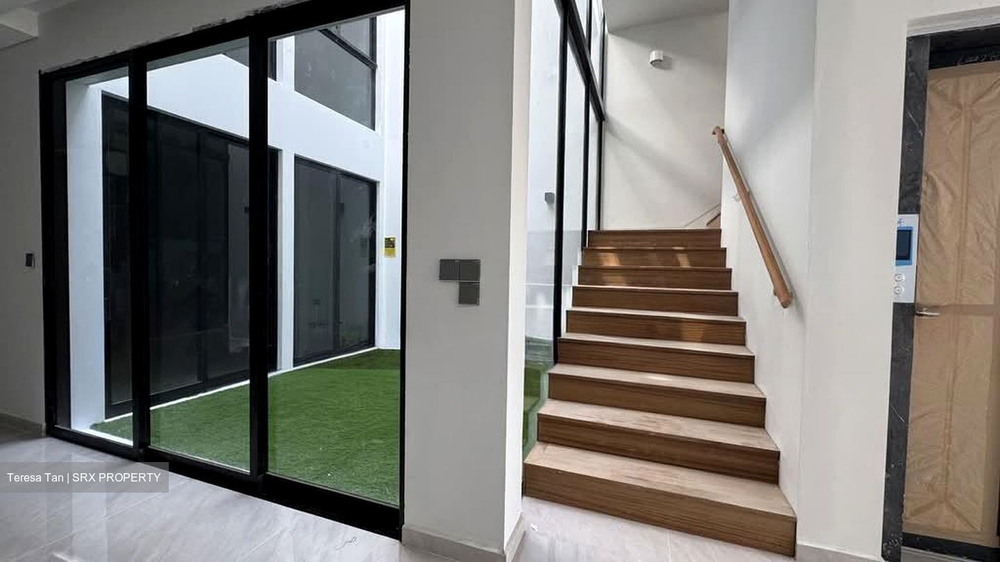 Lorong N Telok Kurau (D15), Terrace #561812211
